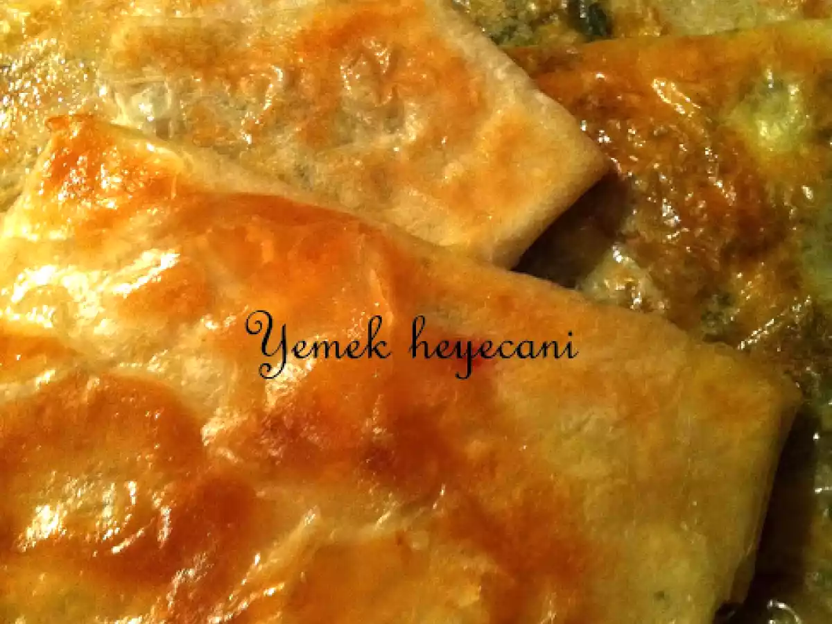 Baklava yufkası ile tavada gözleme