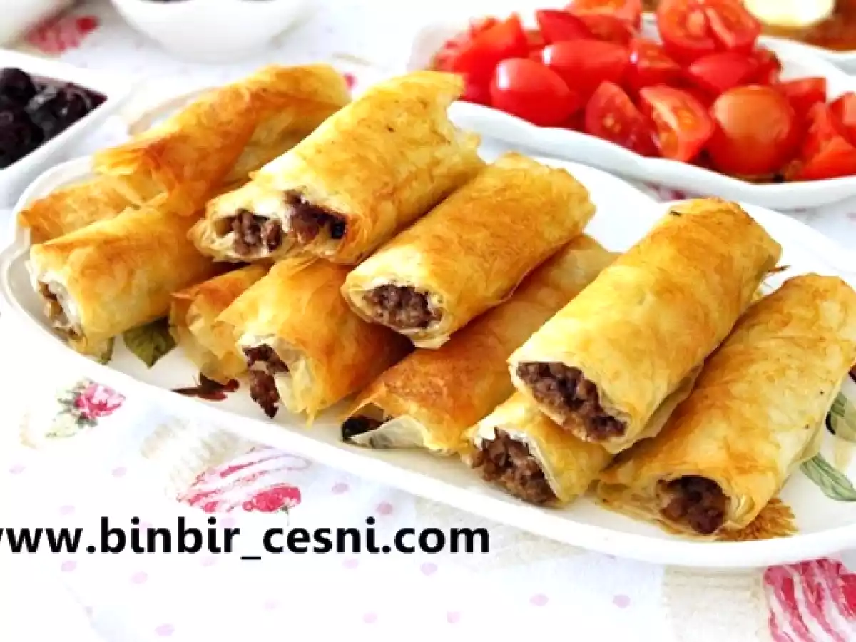 Baklava Yufkasından Sarıyer Böreği ve Sonbahar Kahvaltısı Sofrası