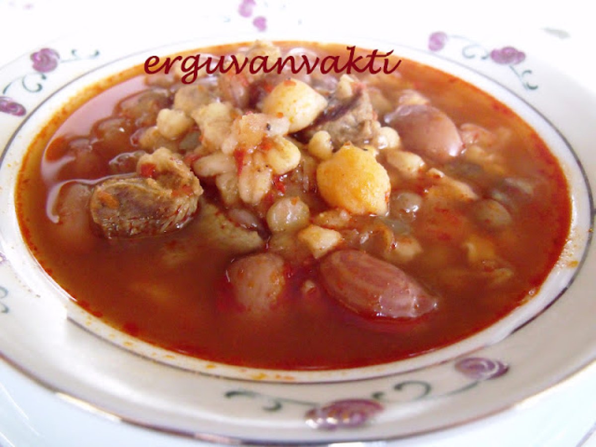 BAKLİYAT ÇORBASI