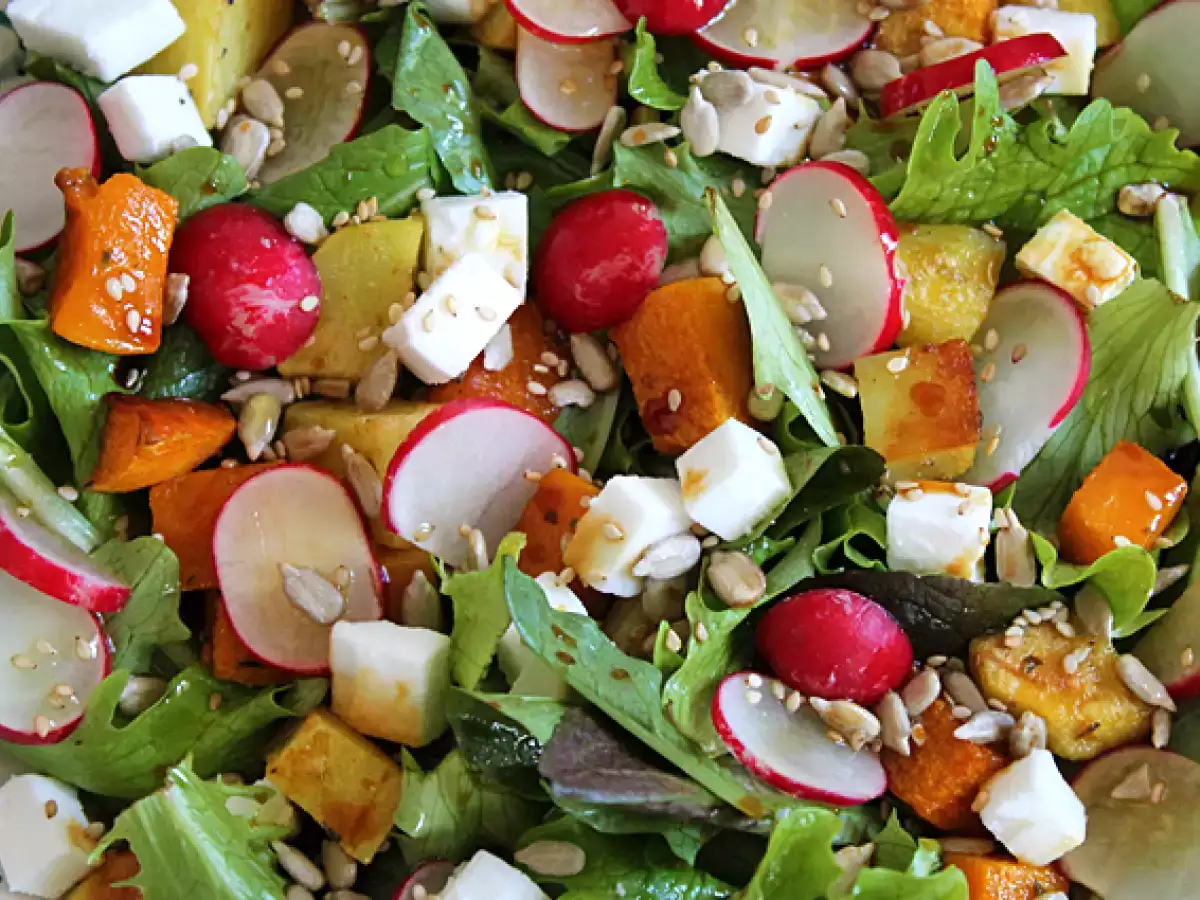 Balkabağı, patates, turp ve beyaz peynir salatası - fotoğraf 4