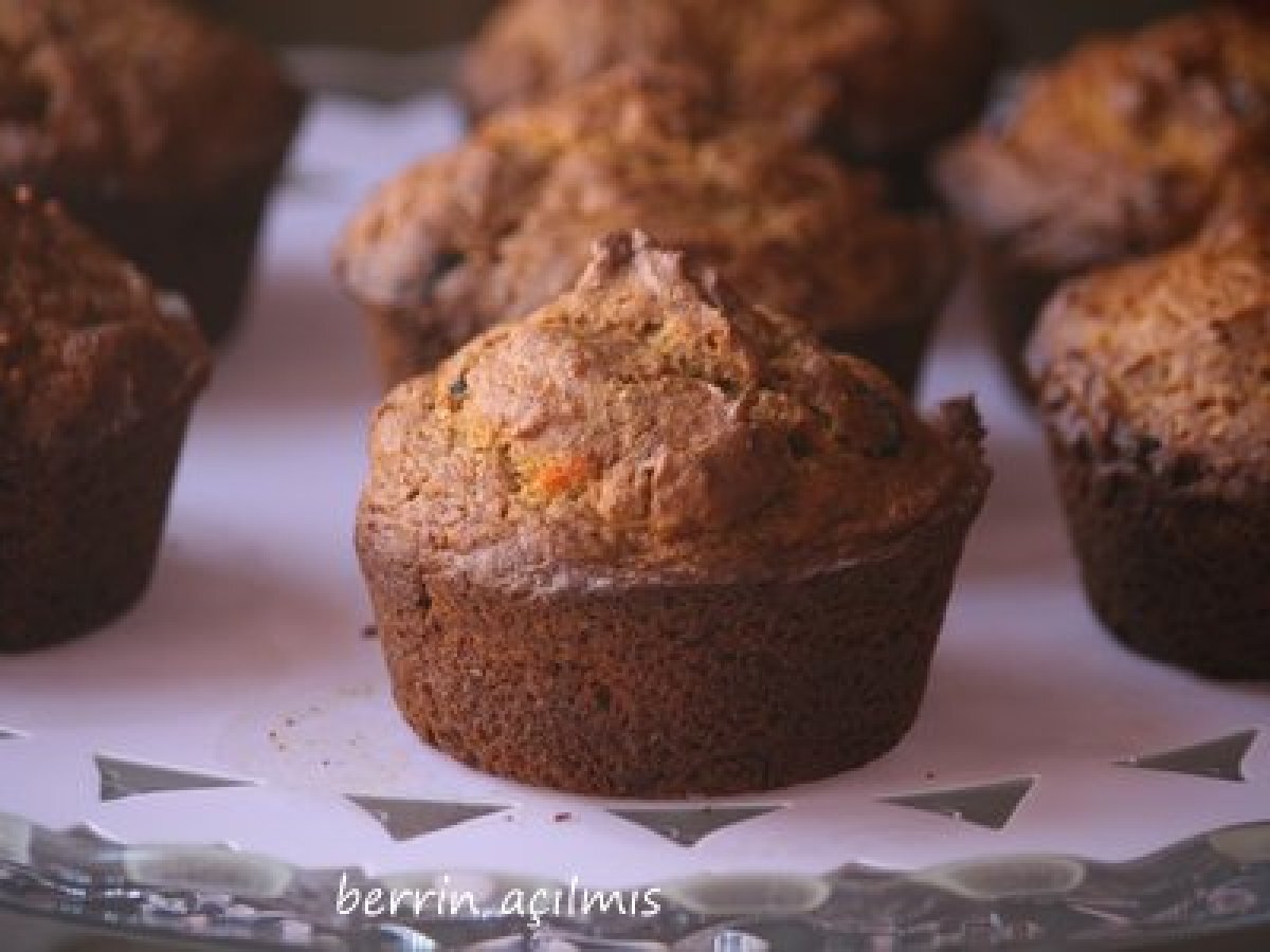 Balkabaklı - çikolata parçacıklı muffin......