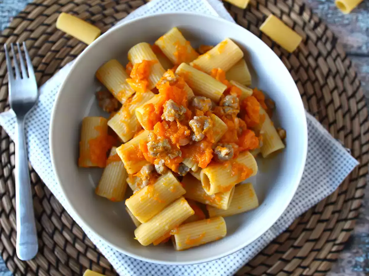 Balkabaklı ve sosisli makarna - fotoğraf 4