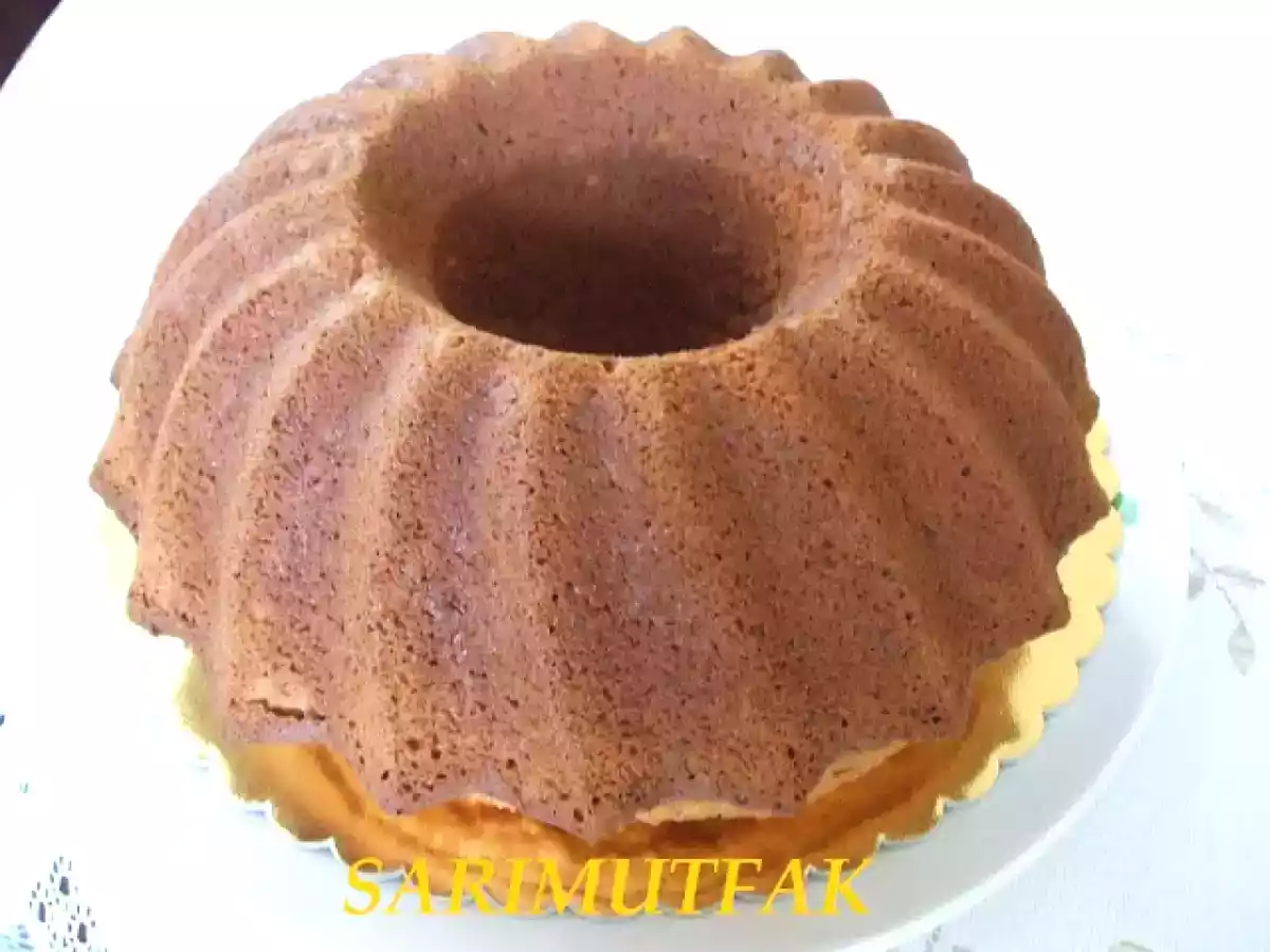 BALLI CEVİZLİ KEK (BOMBA KEK)