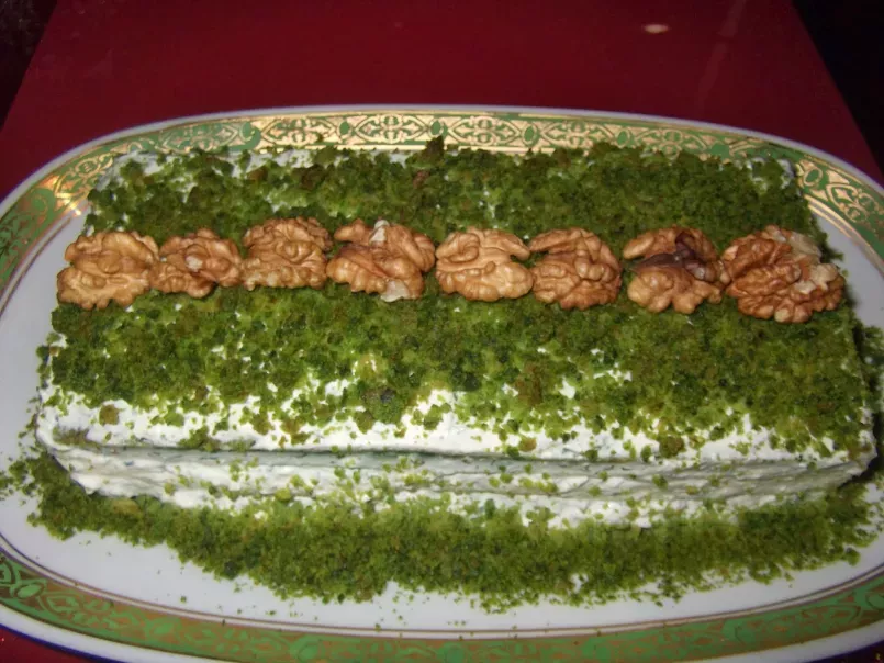 BERNA ablamdan ıspanaklı tuzlu kek(salata)