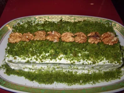 BERNA ablamdan ıspanaklı tuzlu kek(salata)