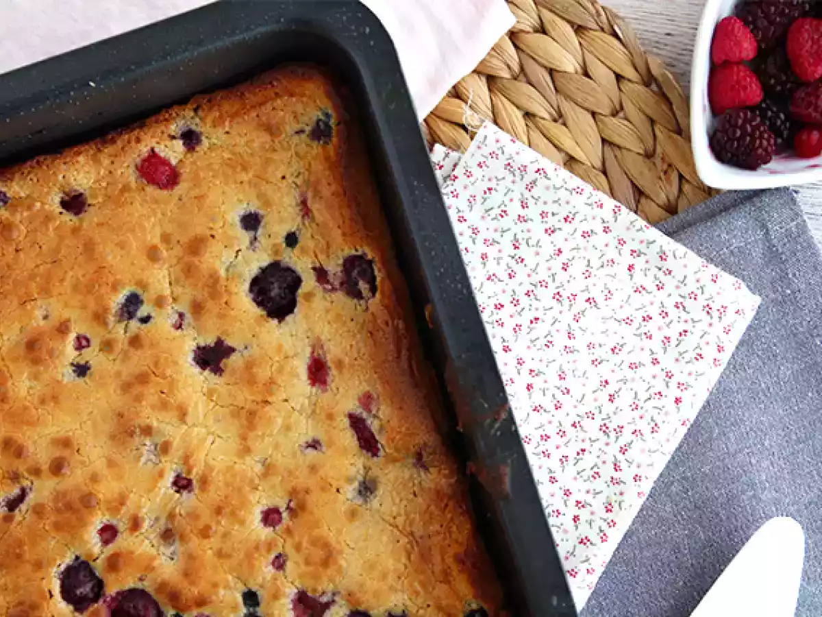Beyaz çikolatalı ve kırmızı meyveli brownie (Blondie) - fotoğraf 4
