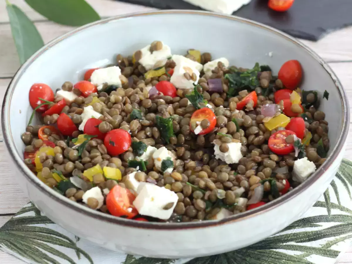 Beyaz Peynirli Mercimek Salatası - fotoğraf 3