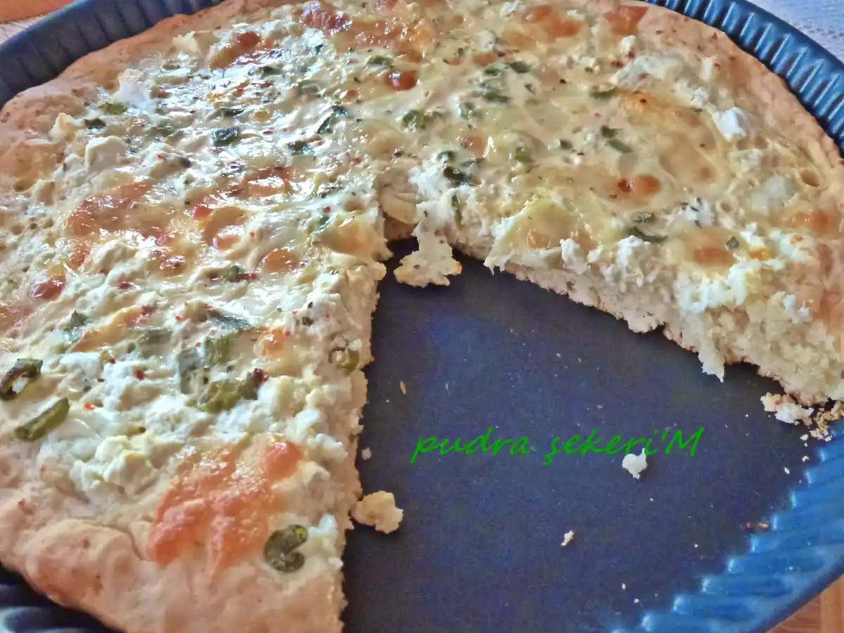 Beyaz peynirli tart