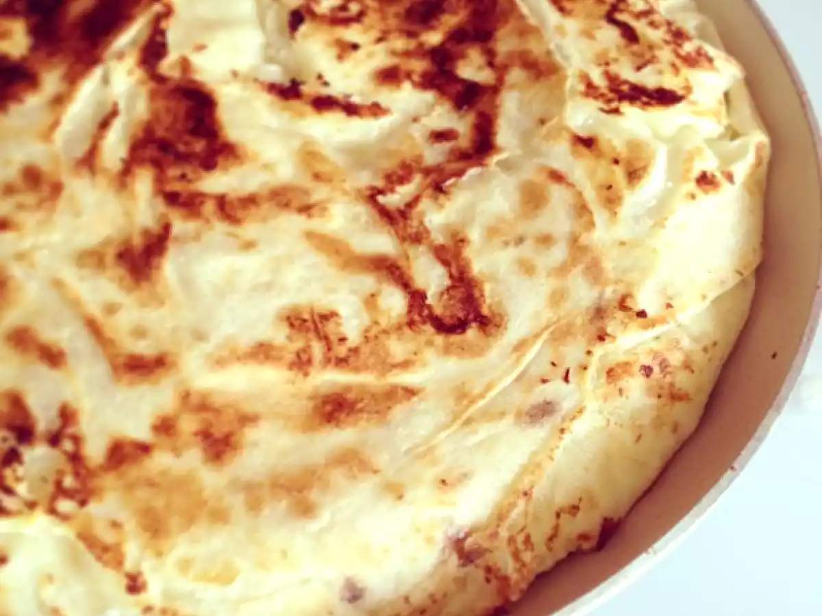 BİR BALKON KEYFİ VE TAVADA KOLAY BÖREK