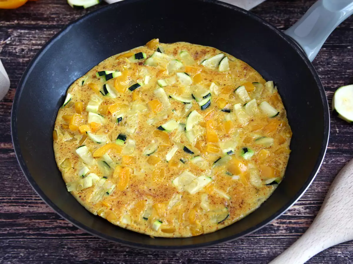Biberli ve kabaklı omlet