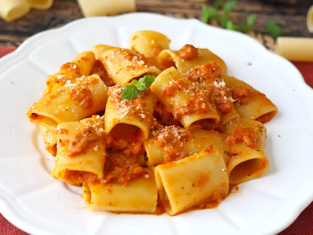 Biberli ve naneli makarna: kremamsı ve mis kokulu - fotoğraf 2