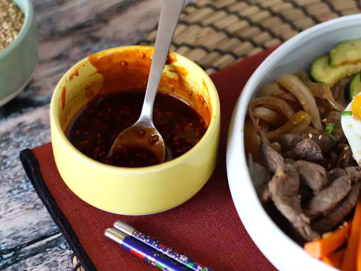 Bibimbap için baharatlı Kore gochujang sosu - fotoğraf 4