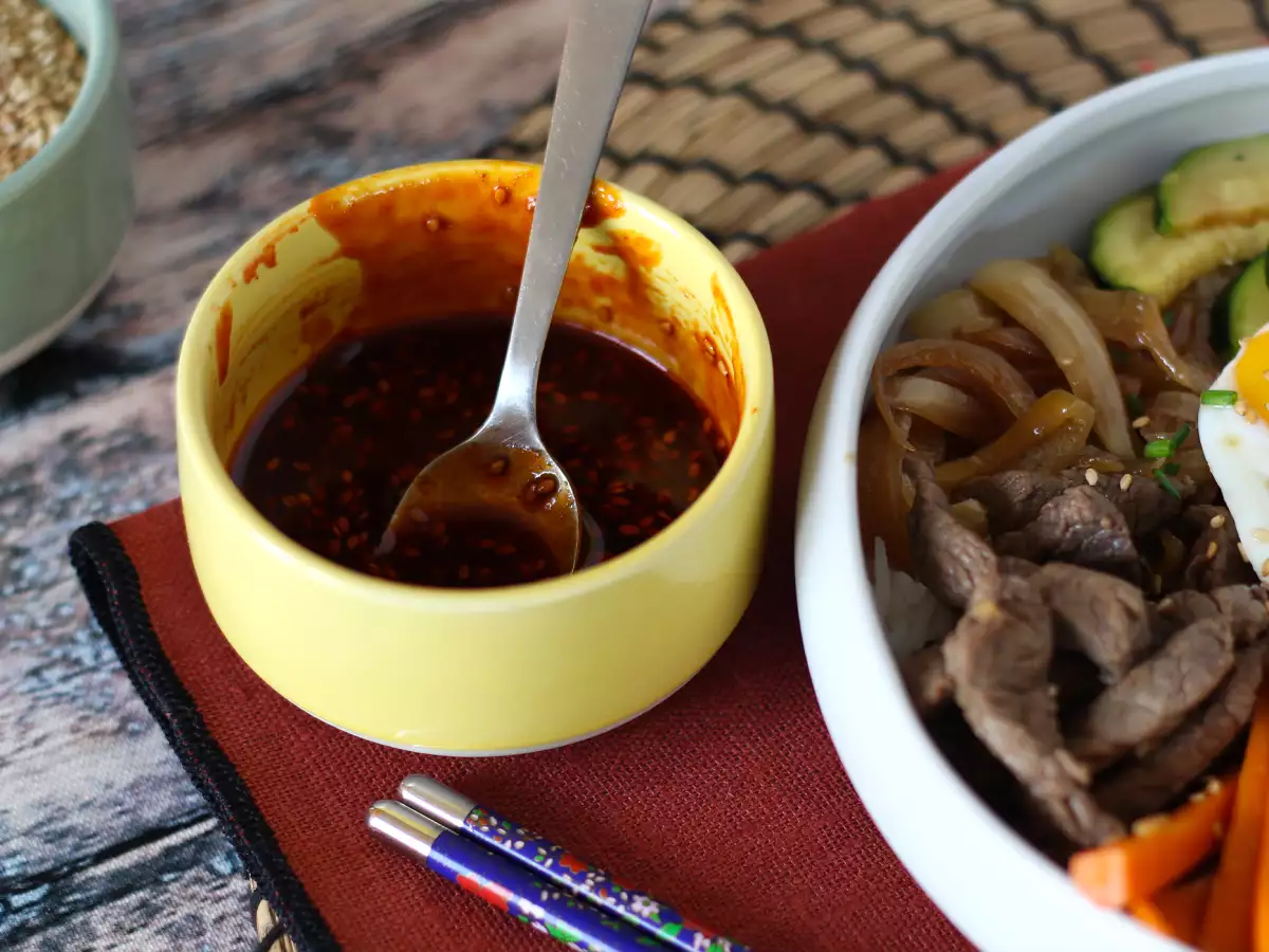 Bibimbap için Kore Usulü Acı Gochujang Sosu - fotoğraf 4