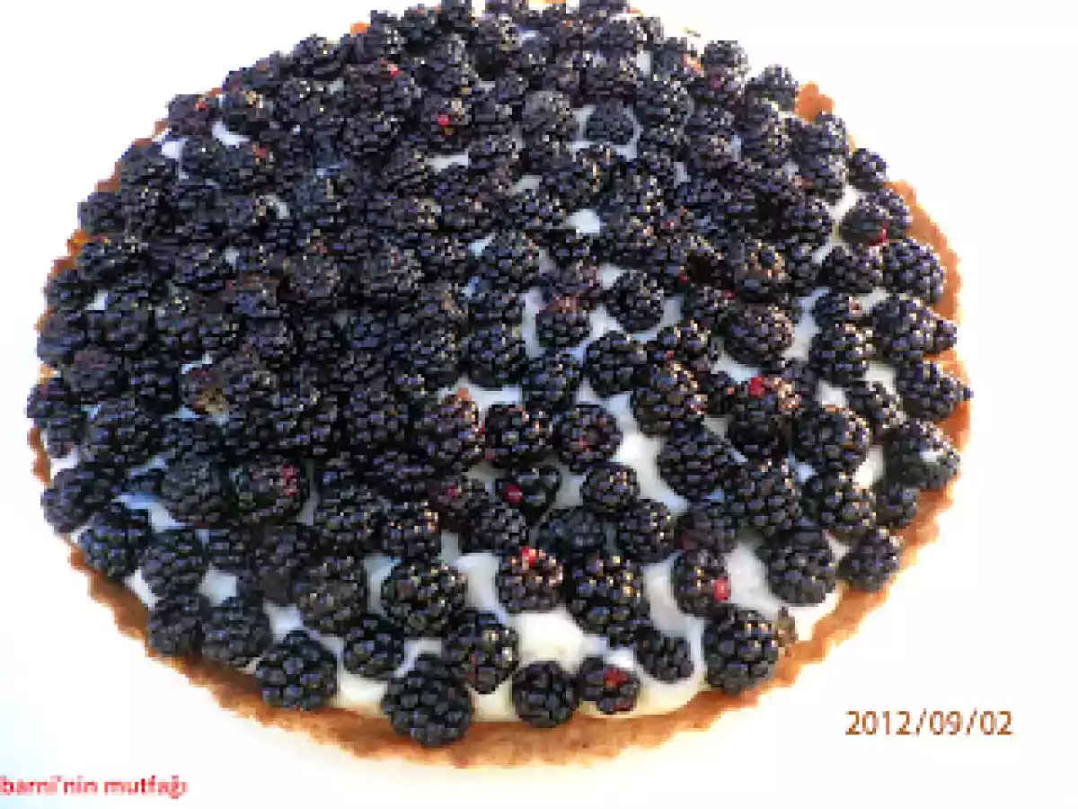 Böğürtlenli Tart