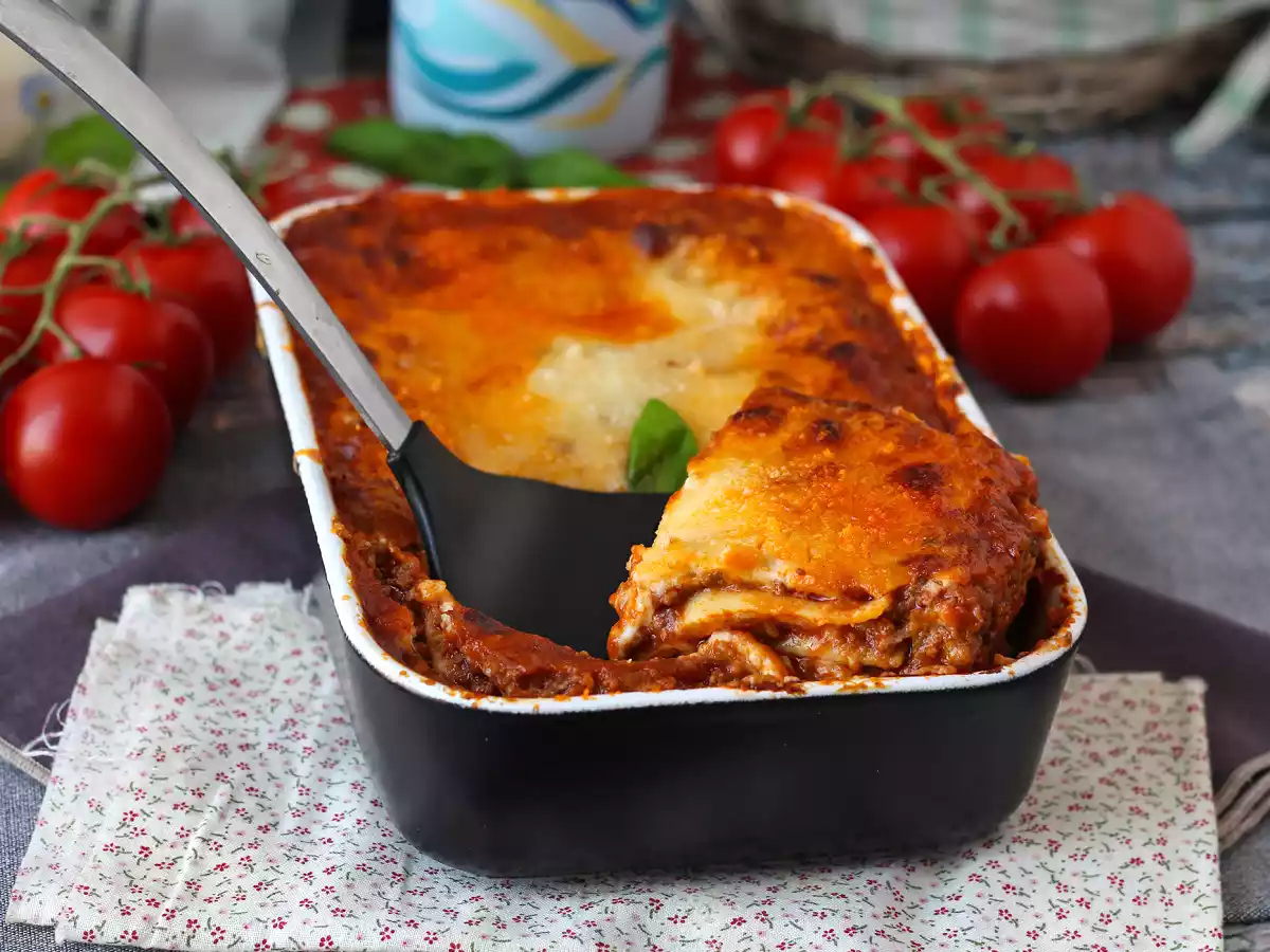 Bolonez lazanya: herkesin sevdiği tarif!