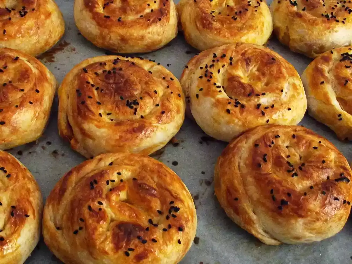 BONCUKLU ÇORBA - ÇATAL - HİNDİSTANCEVİZLİ KURABİYE - KABAKLI BÖREK İÇİ - fotoğraf 3