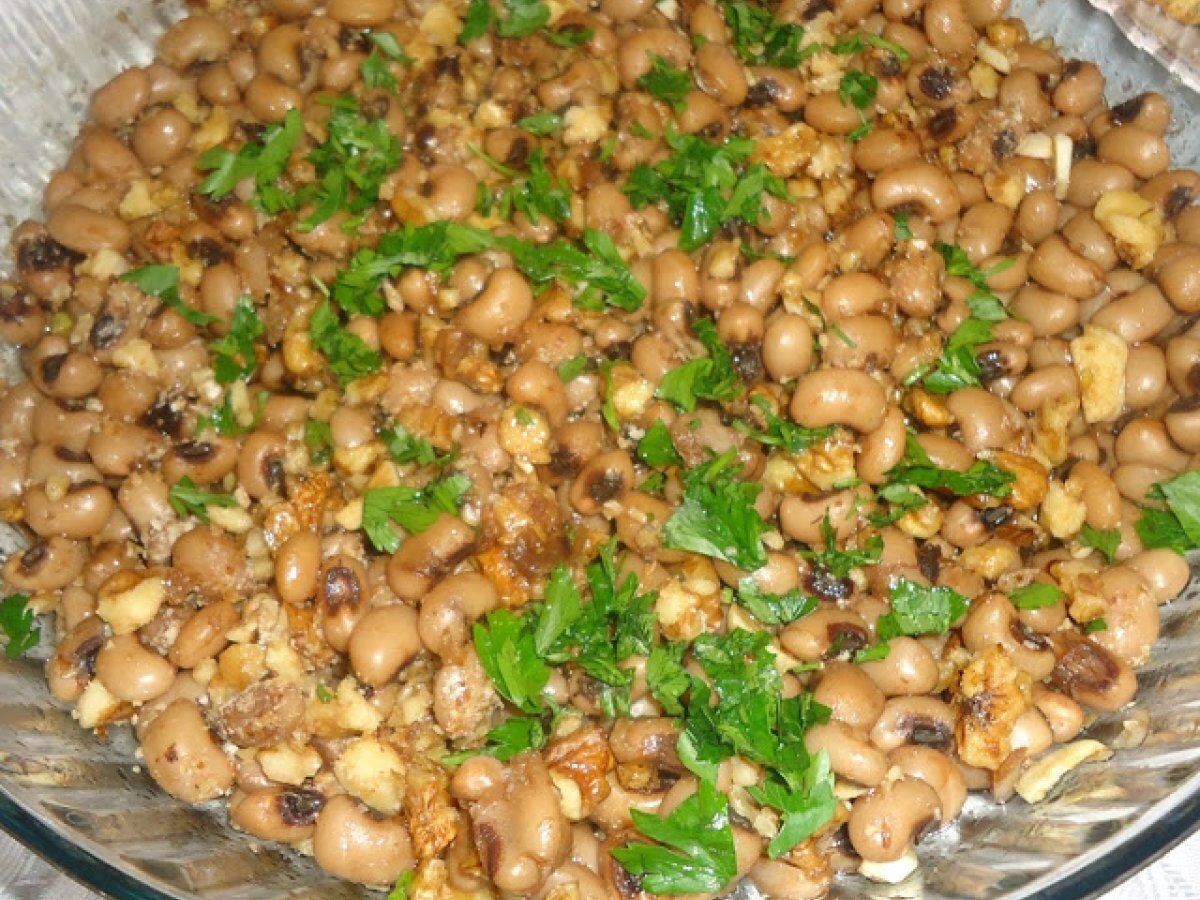 BÖRÜLCE SALATASI
