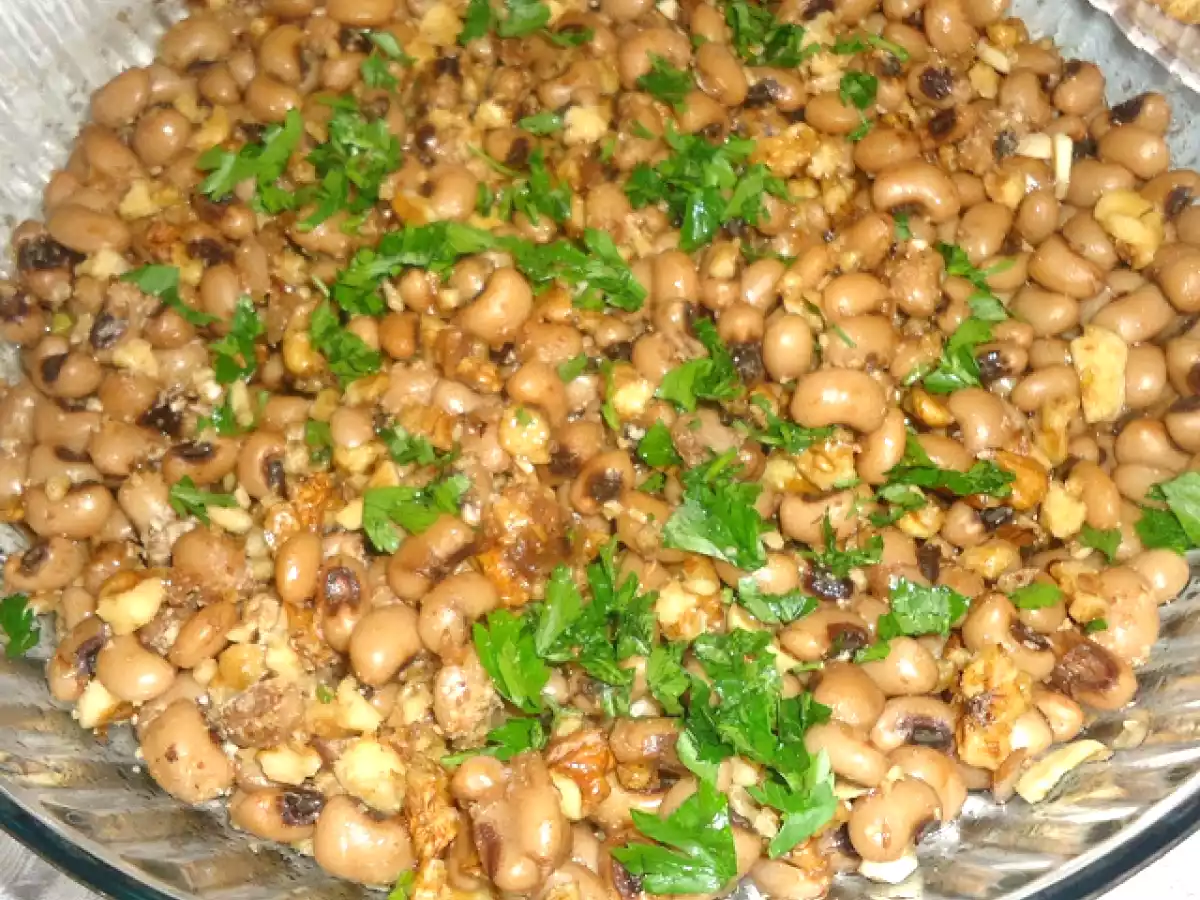 BÖRÜLCE SALATASI