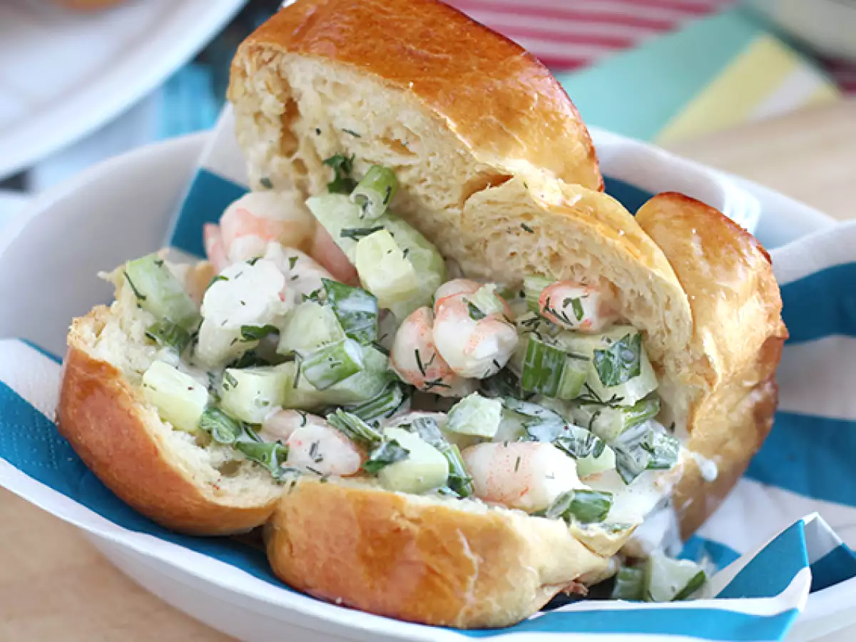 Brioche ekmeğinde karidesli sandviç (prawn roll) - fotoğraf 5