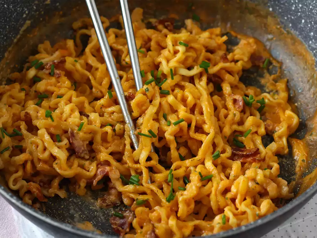 Buldak erişte carbonara lezzeti nasıl pişirilir? En iyi tarif! - fotoğraf 2