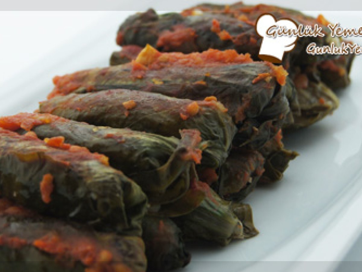 Bulgurlu Pazı Sarması Tarifi (6 Kişilik)