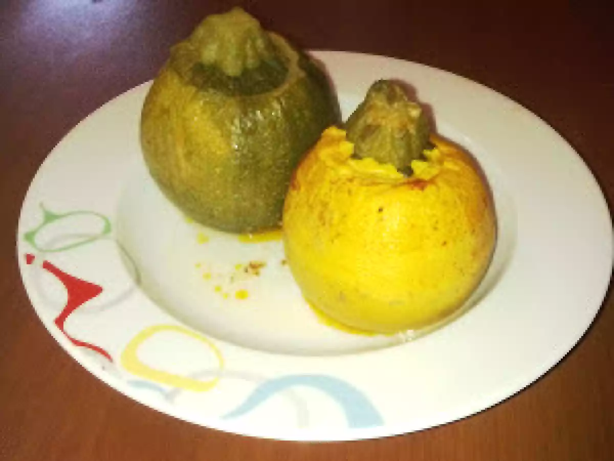 Bulgurlu Yeşil ve Sarı Kabak Dolması