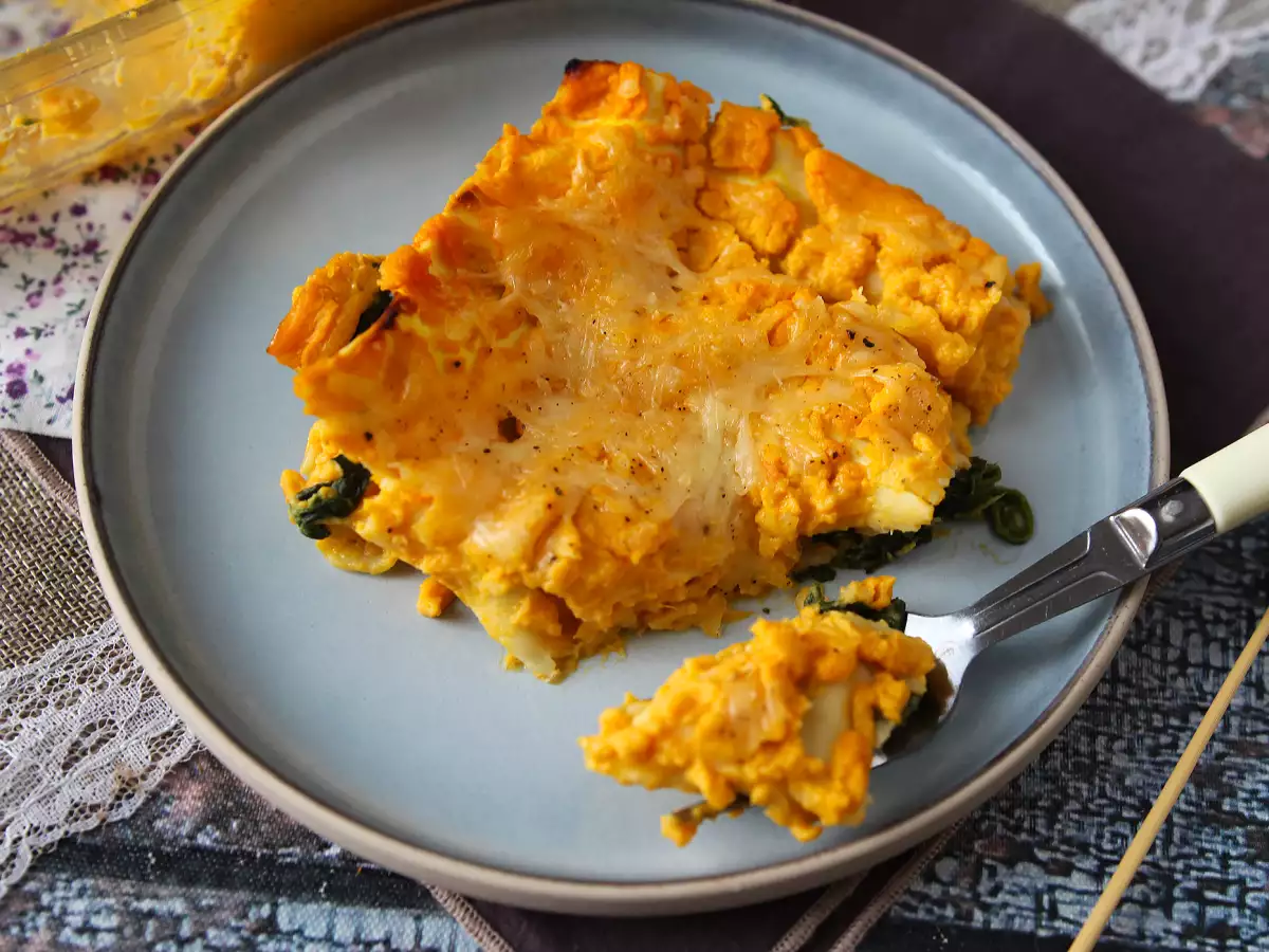 Butternut kabağı, ıspanak ve ricotta peynirli lazanya - fotoğraf 6