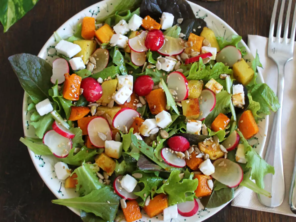 Butternut kabağı, patates, turp ve beyaz peynir salatası - fotoğraf 3