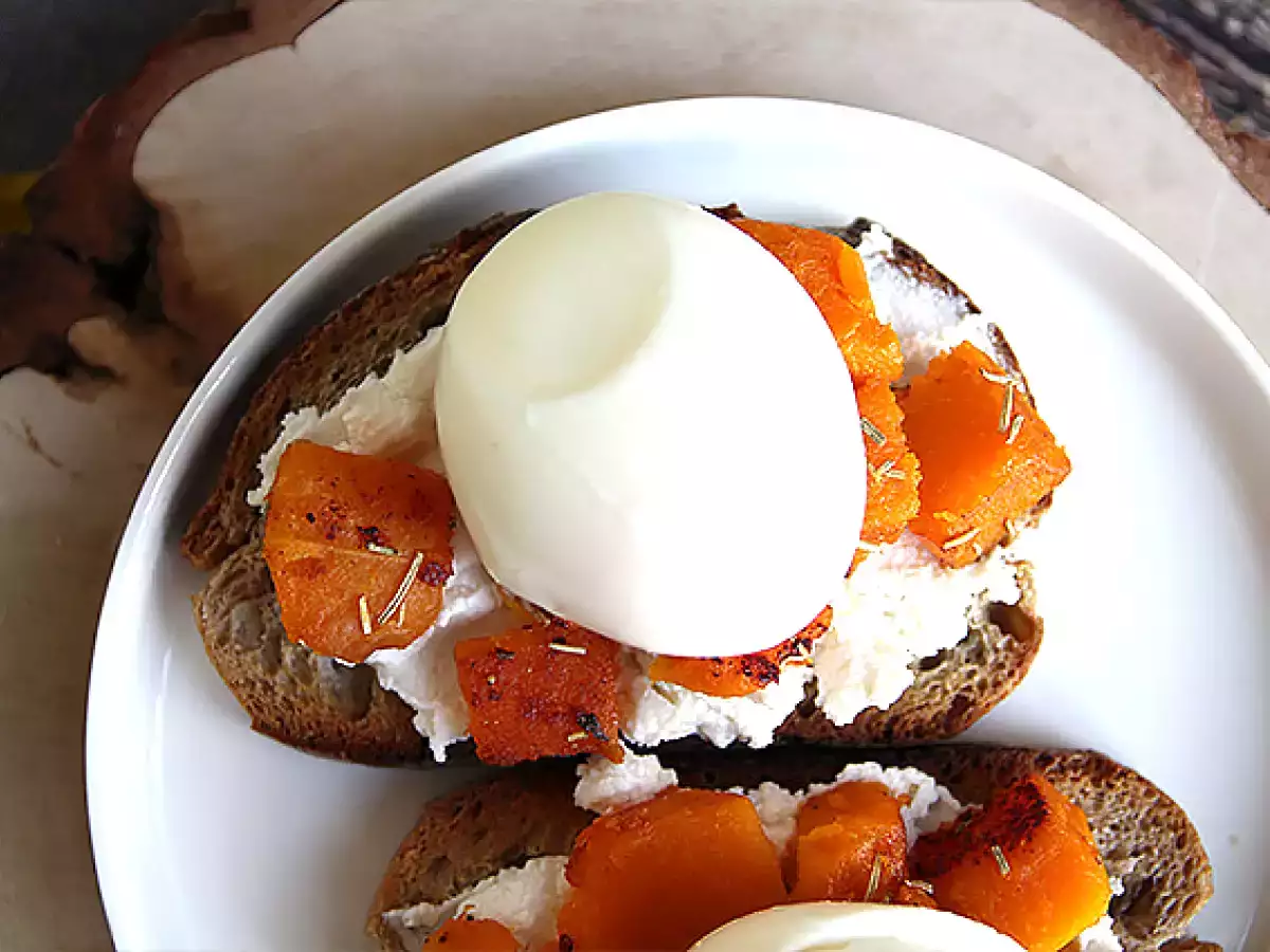 Butternut ricotta ve yumurtalı sandviçler - fotoğraf 3