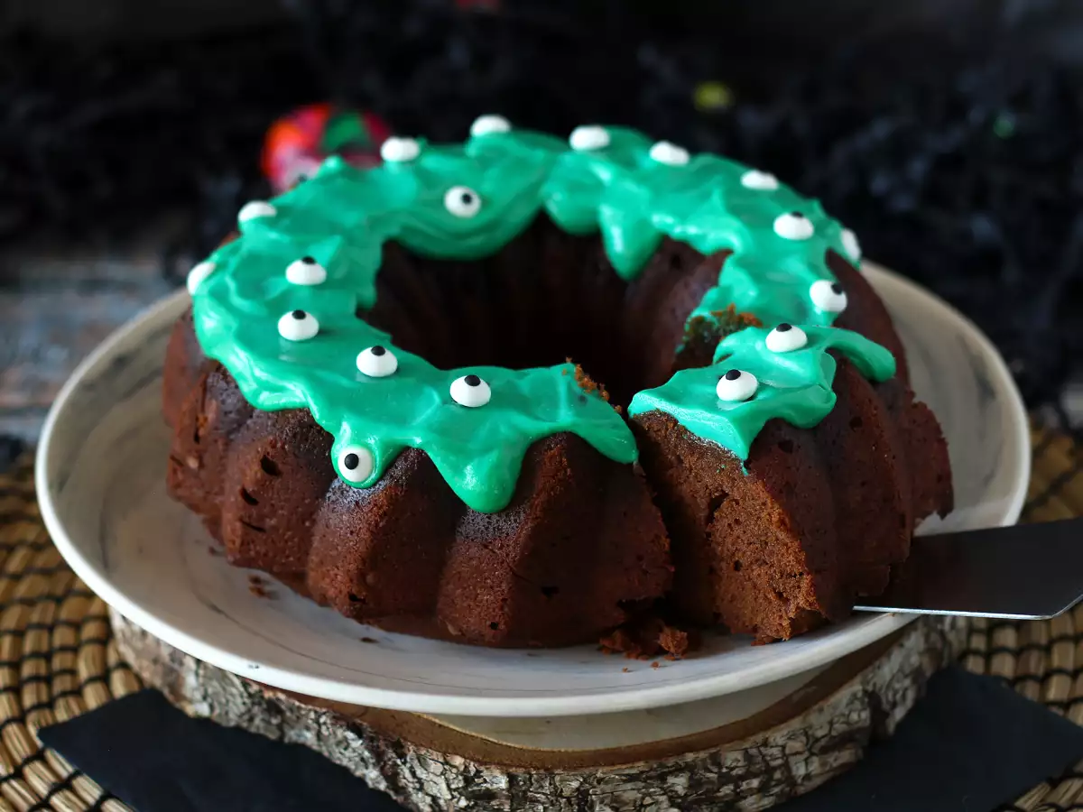 Cadılar Bayramı Bundt keki, ağız sulandıran çikolatalı bundt kek