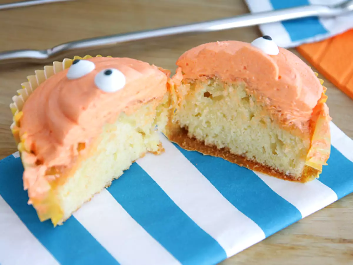 Cadılar Bayramı Canavar Cupcake'leri - fotoğraf 4