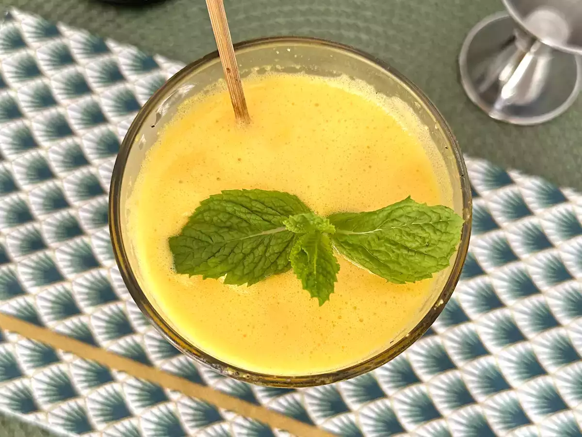 Caipirinha de maracujá batida: Brezilya klasiğinin daha kremalı ve daha ferahlatıcı versiyonu - fotoğraf 2