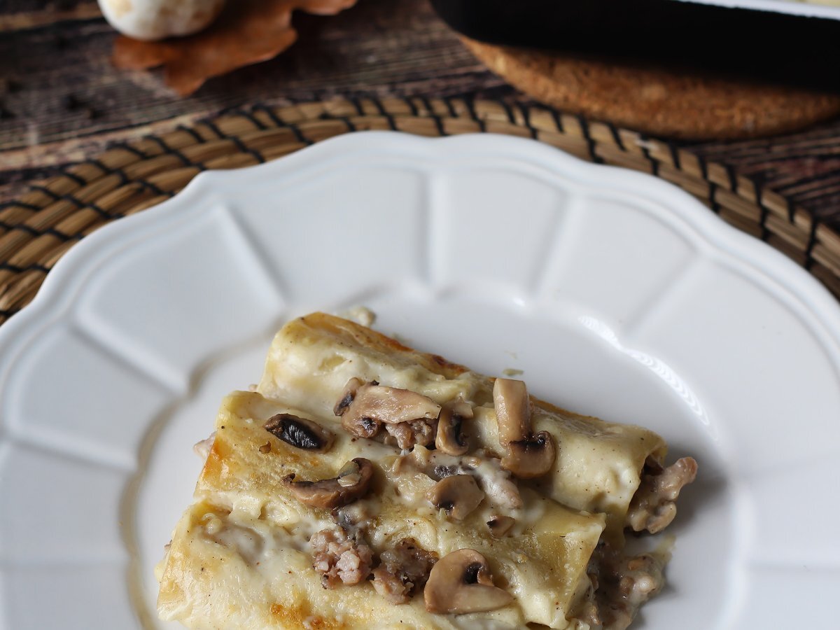Cannelloni mantarı ve sosis - fotoğraf 4