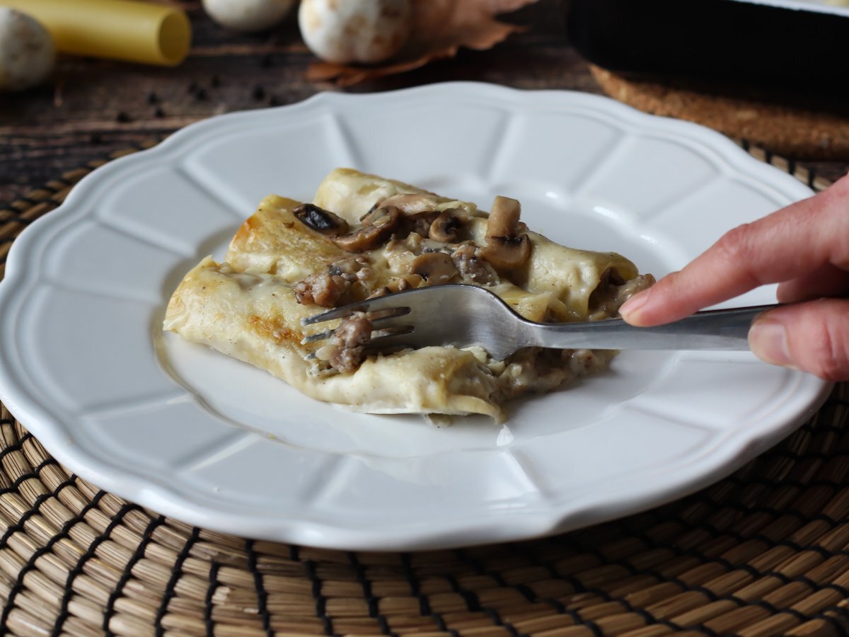 Cannelloni mantarı ve sosis - fotoğraf 6