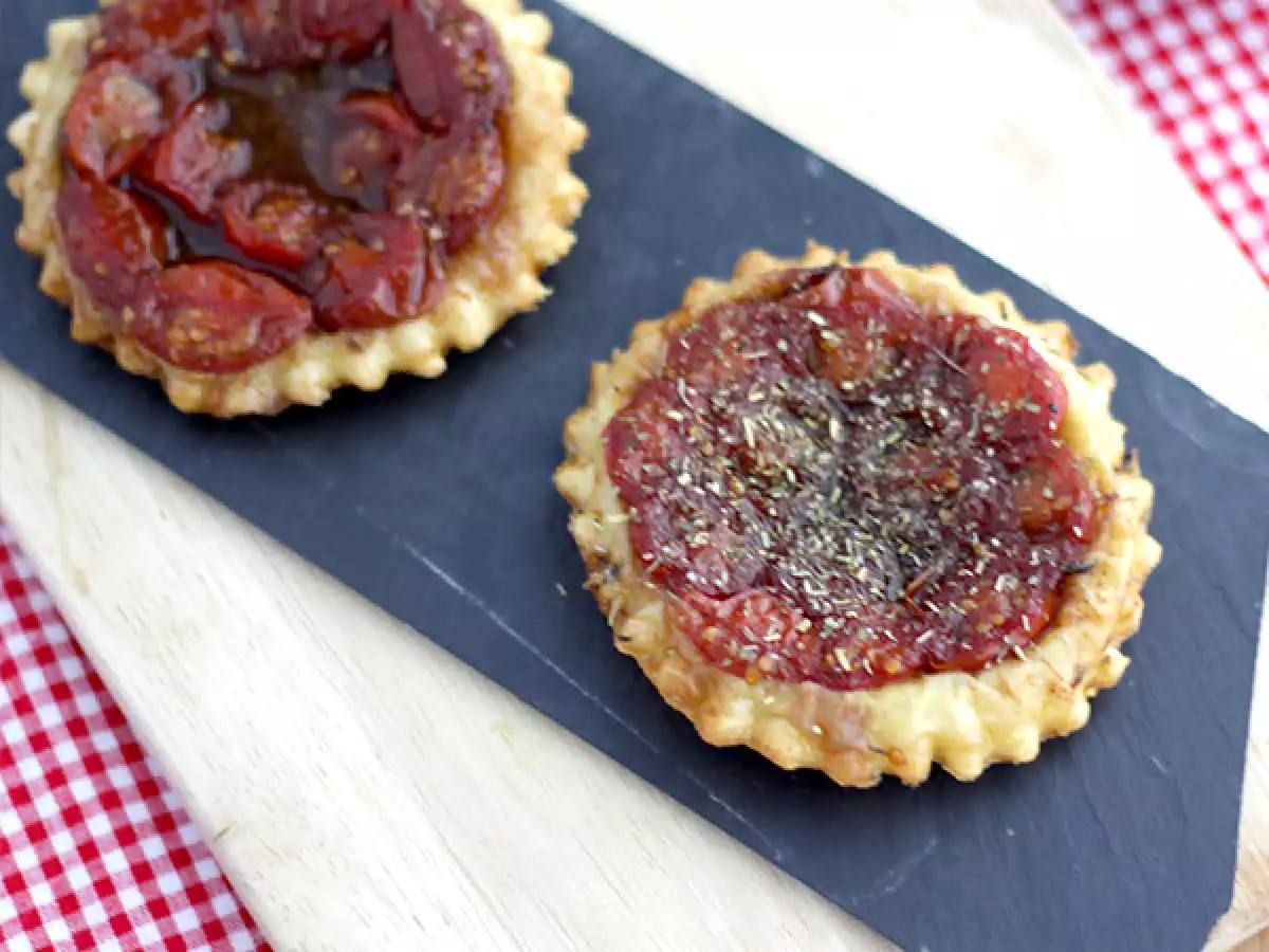 Çeri Domatesli Tatin Tartları - fotoğraf 2