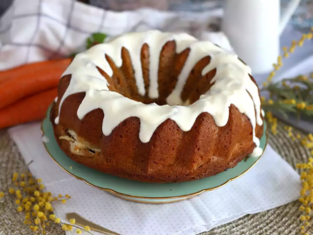 Cheesecake dolgulu havuçlu pandispanya - fotoğraf 2