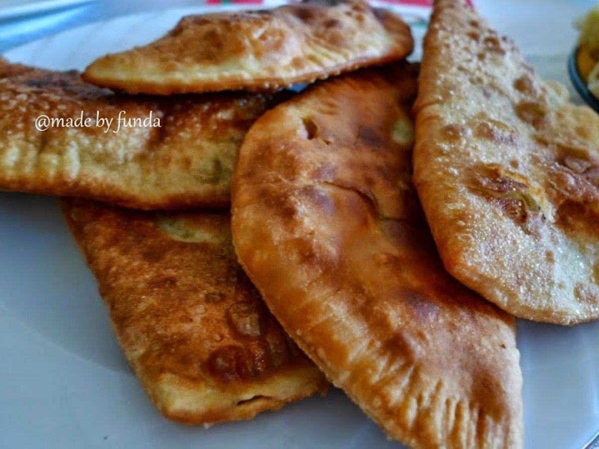 ÇİĞ BÖREK