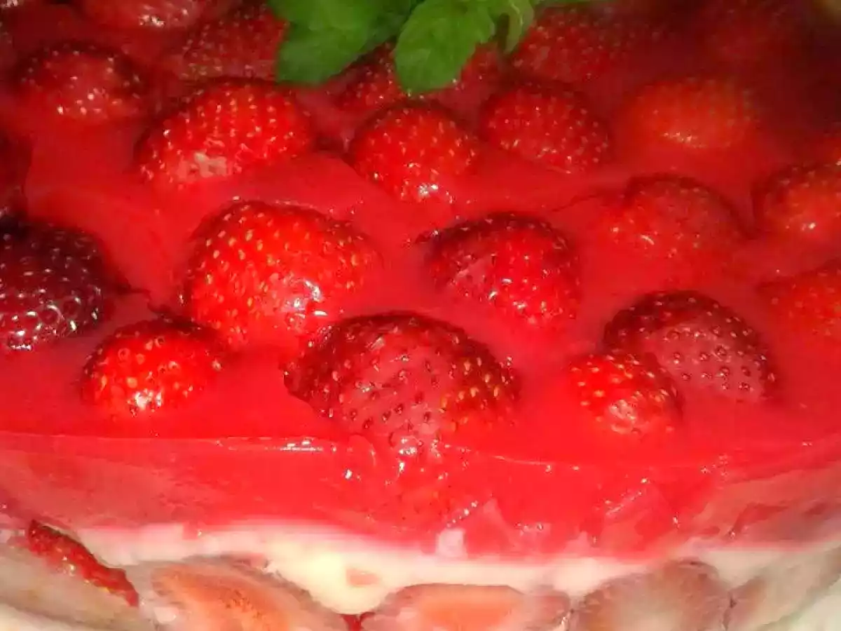 ÇİLEKLİ MAGNOLİA PUDİNG