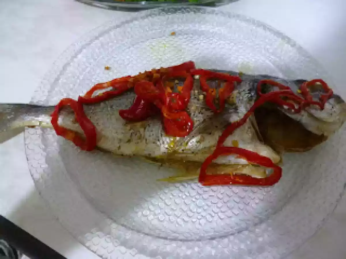 ÇİPURA VE MAYDANOZ SALATASI