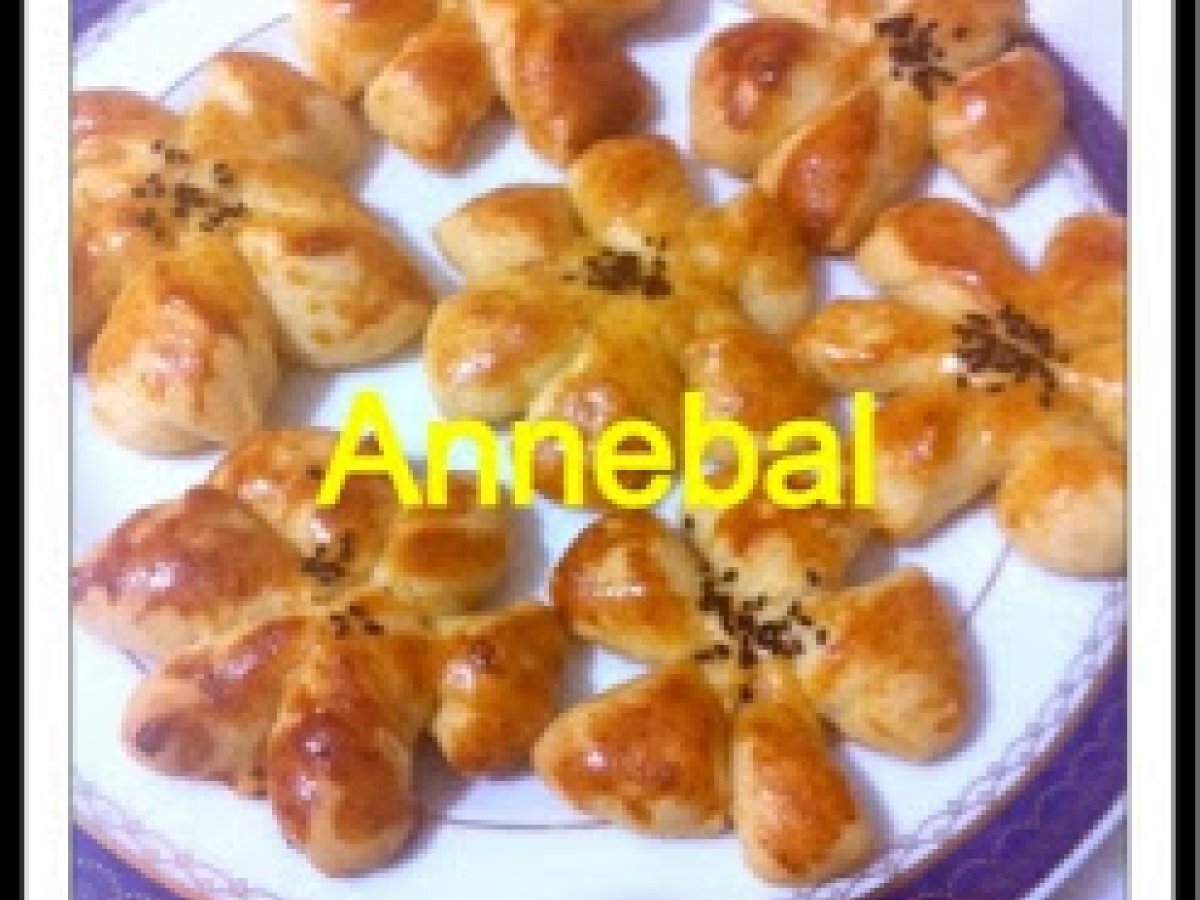 Çiçekli poğaça