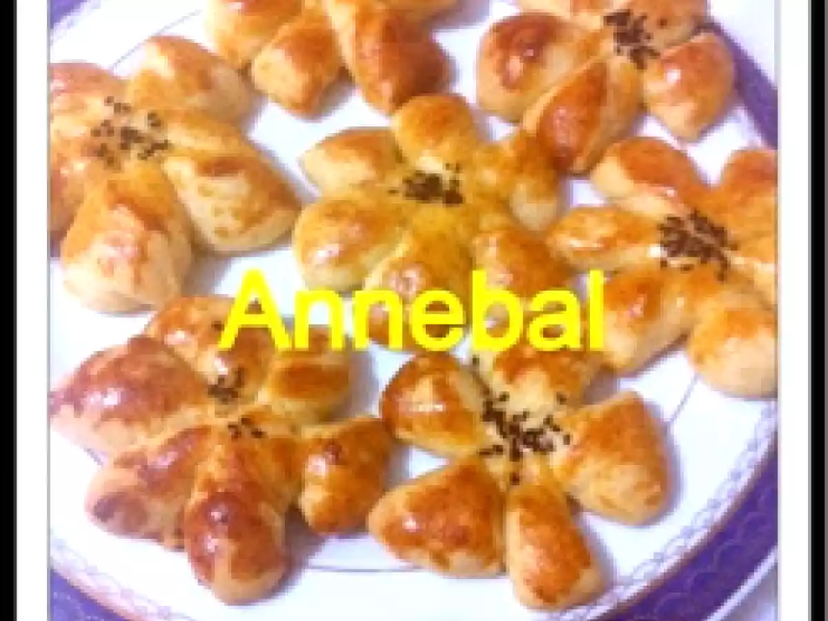 Çiçekli poğaça