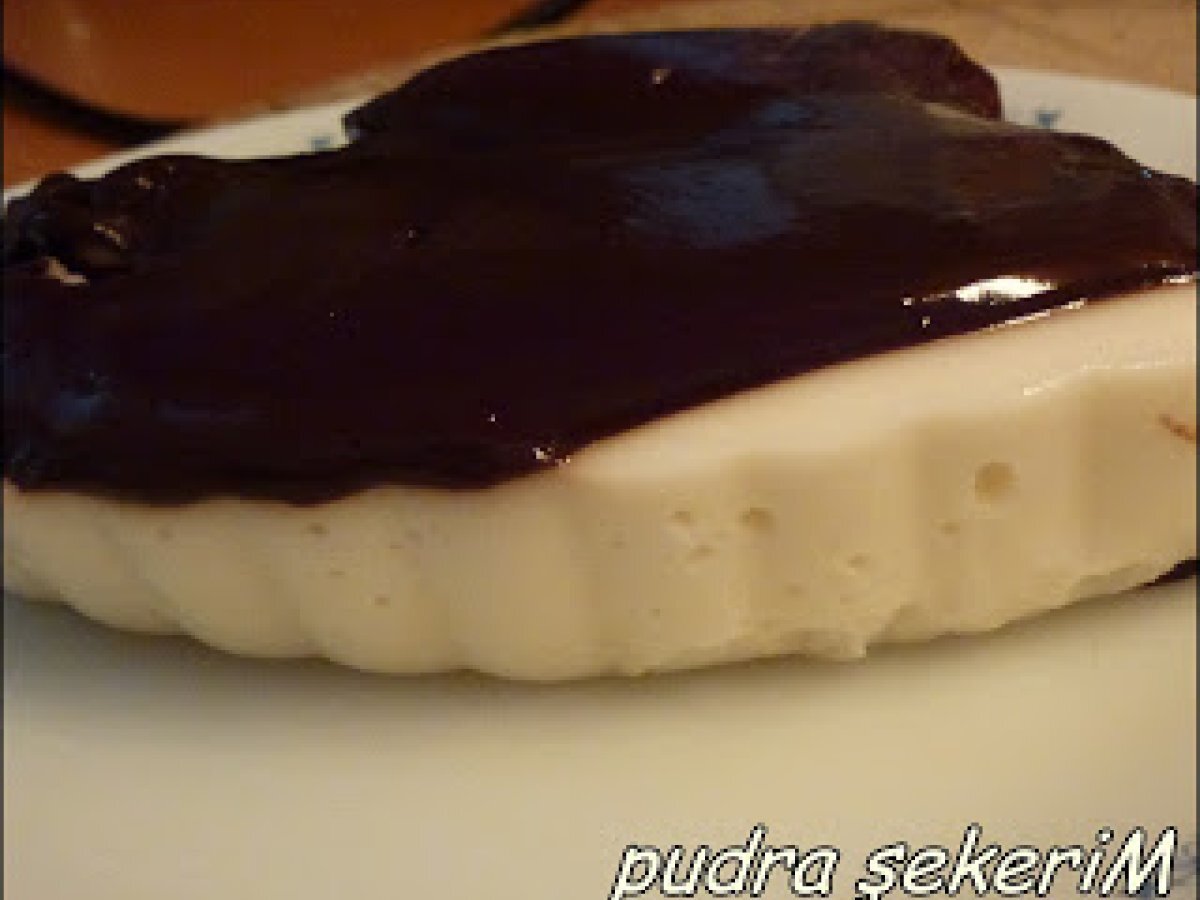 Çikolata soslu yalancı tavukgöğsü