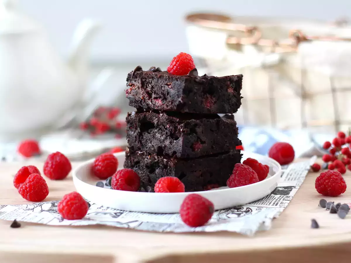 Çikolatalı ahududulu brownie, saf hoşgörü! - fotoğraf 3