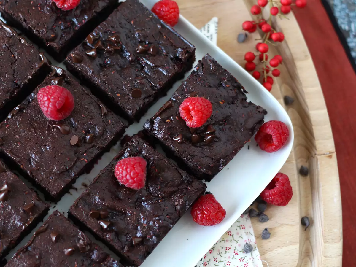 Çikolatalı ahududulu brownie, saf hoşgörü! - fotoğraf 6