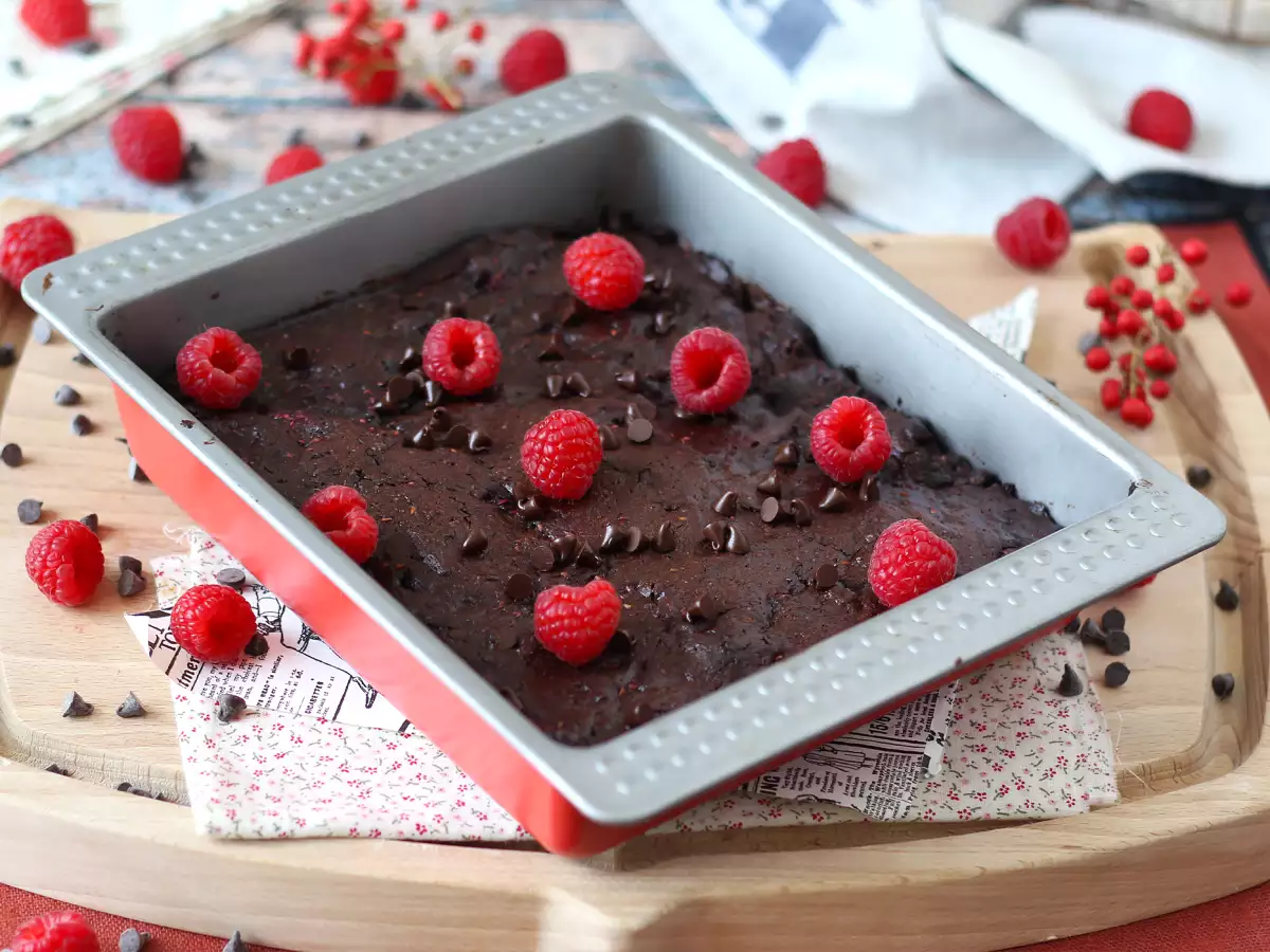 Çikolatalı Ahududulu Brownie: Tam Bir Lezzet Şöleni! - fotoğraf 4