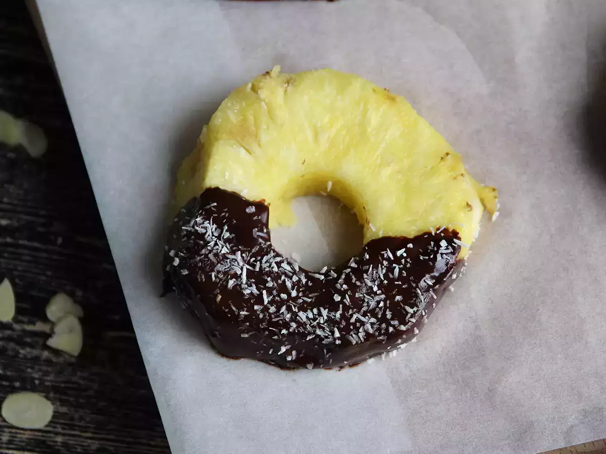 Çikolatalı ananas: çocuklarla yapmak için mükemmel bir tatlı - fotoğraf 2