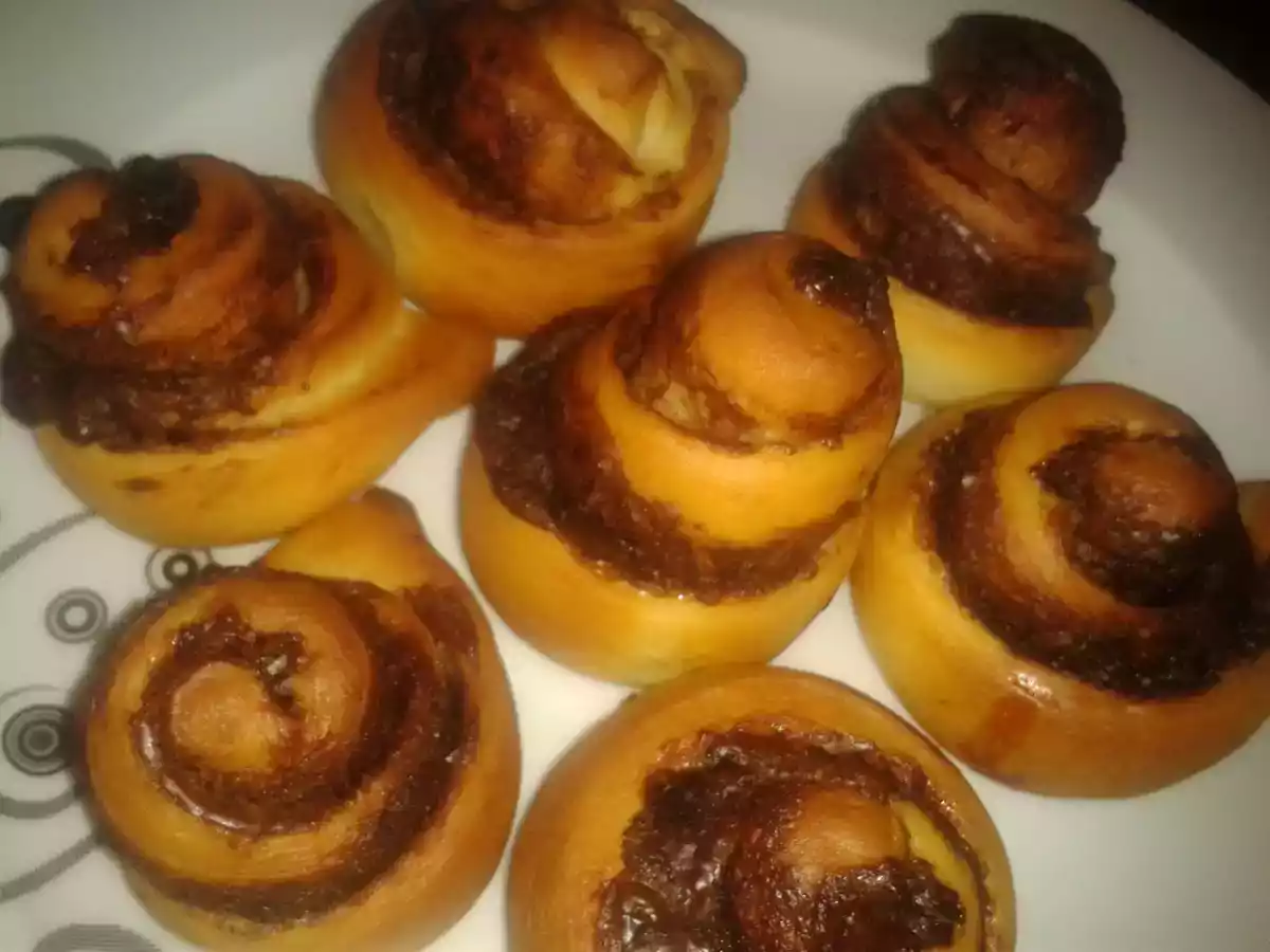Çikolatalı rulo poğaça