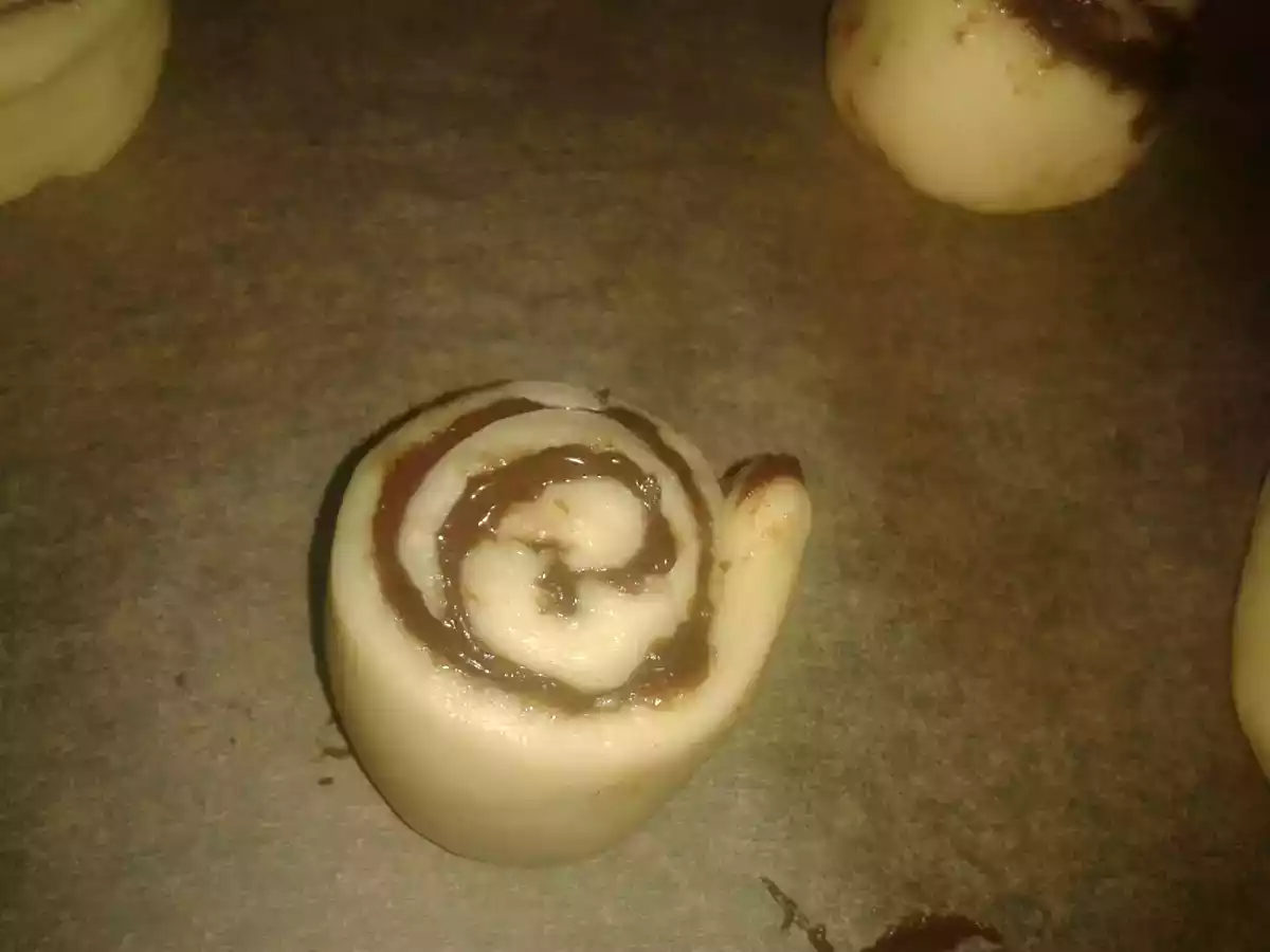 Çikolatalı rulo poğaça - fotoğraf 2