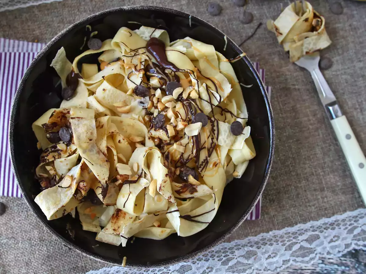 Çikolatalı ve fıstıklı krep tagliatelle! - fotoğraf 4