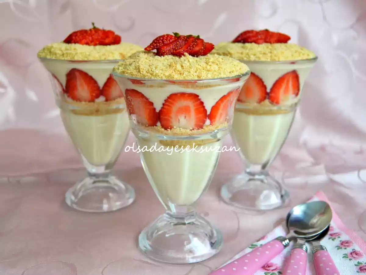 CILEKLI MAGNOLIA PUDING